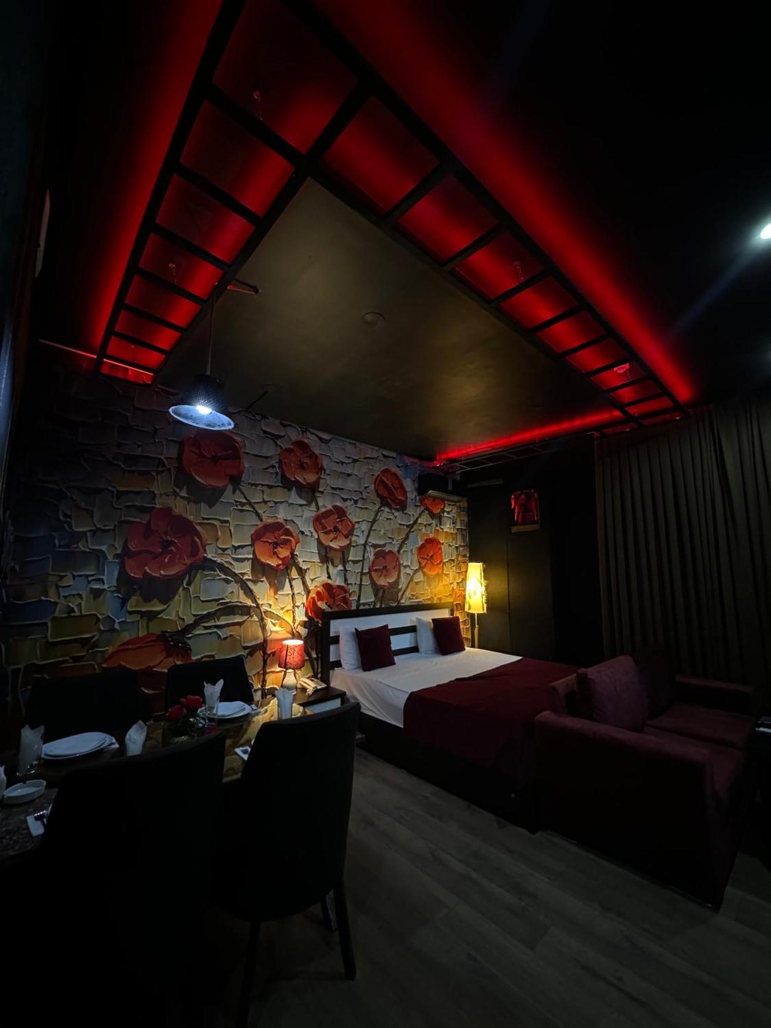 My Music Hotel Баку Екстериор снимка