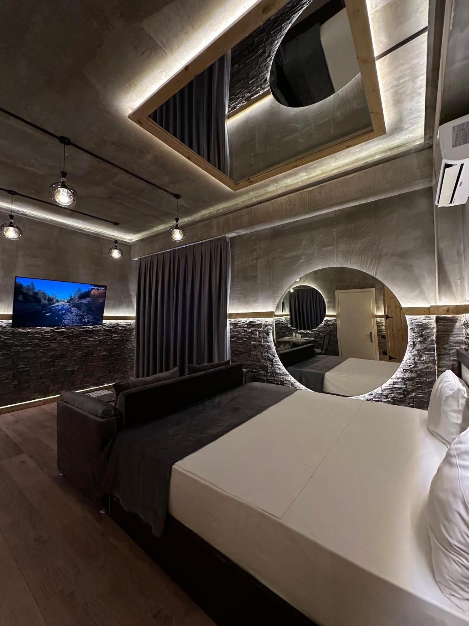 My Music Hotel Баку Екстериор снимка