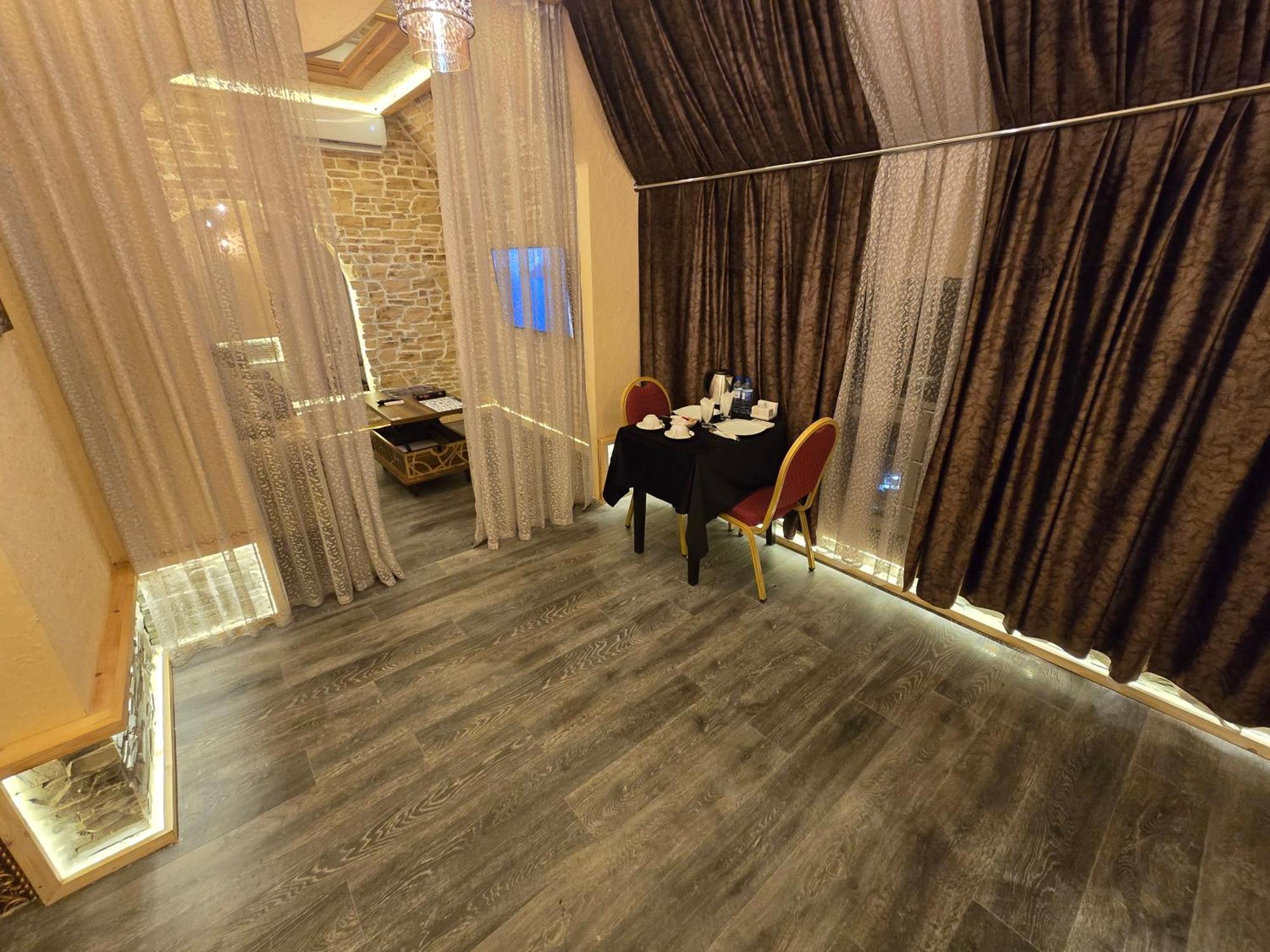 My Music Hotel Баку Екстериор снимка